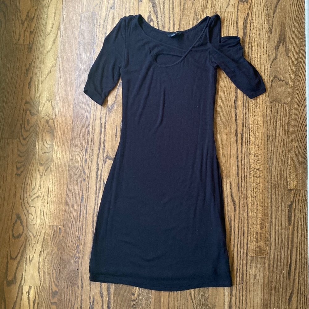 Gold Ray Black Midi Dress